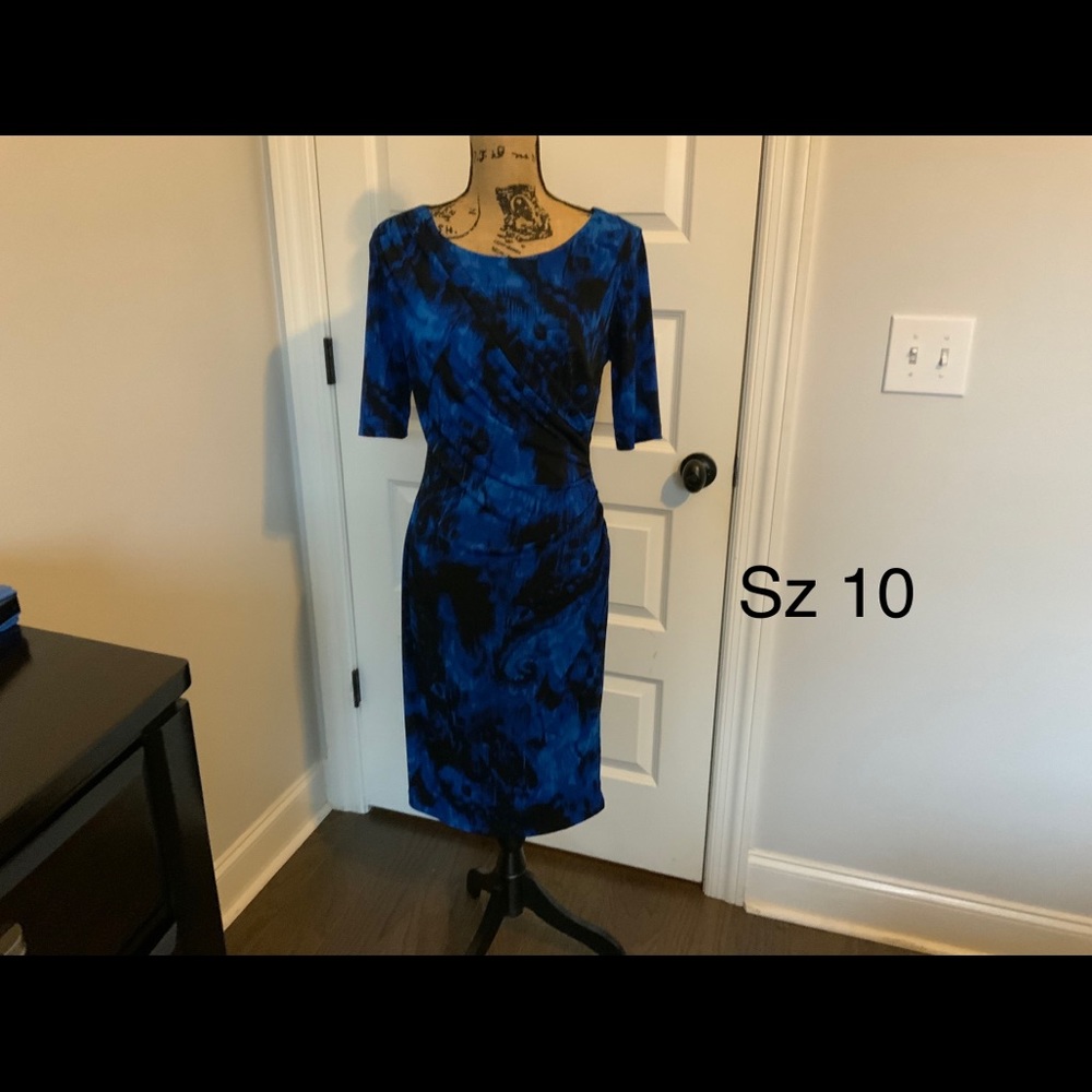Dress - Picture 5 of 6